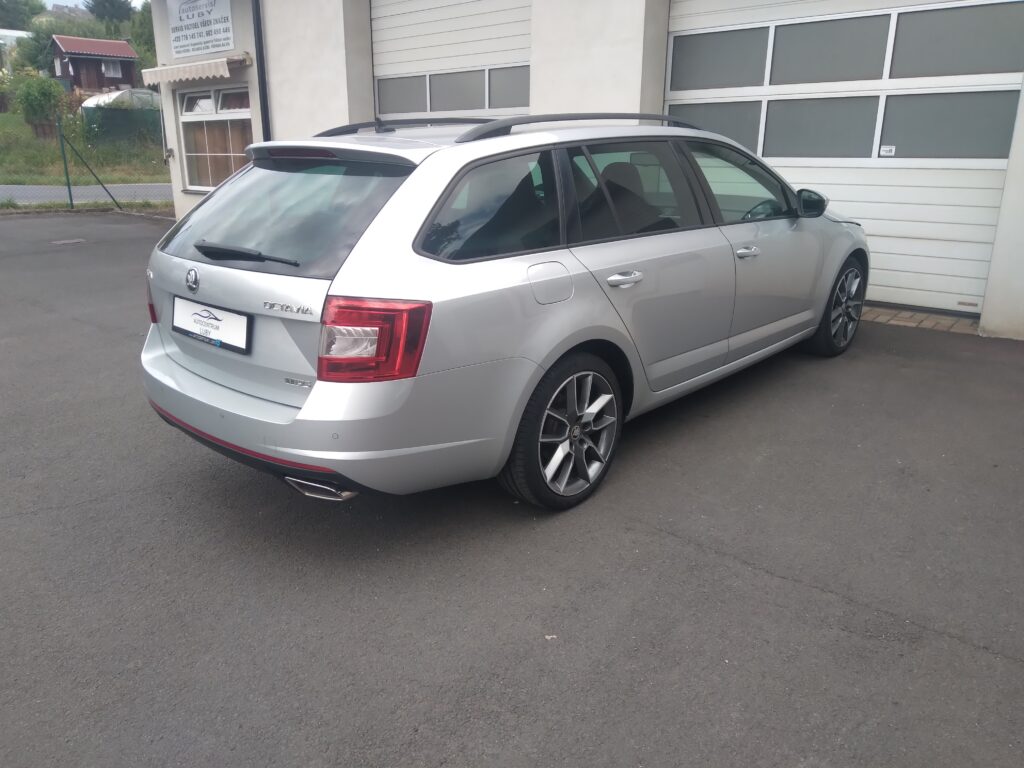 Škoda Octavia, 2.0TDI RS Green Tec